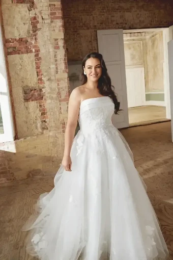 Sincerity by Justin Alexander Sale Style #44515 #0 Ivory thumbnail