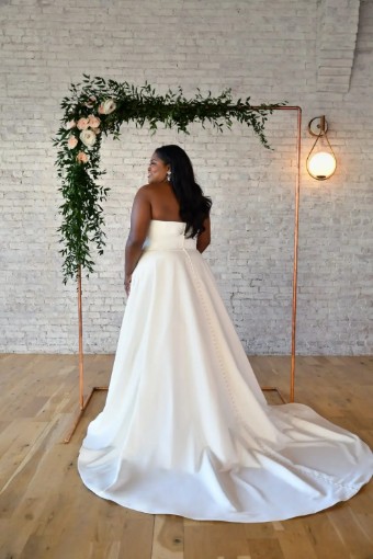 Stella York Style #7045 #1 thumbnail