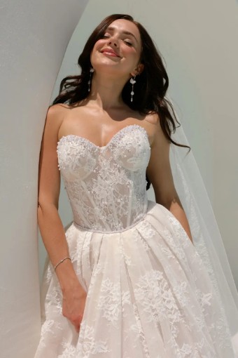 Martina Liana Style #1847 #1 thumbnail