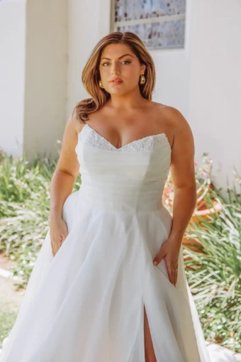 Essense of Australia Style #D4124 #2 thumbnail