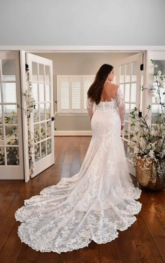 Essense of Australia Style #D3315 Sale #1 thumbnail