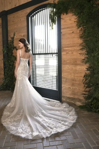 Essense of Australia Style #D3393 Sale #1 thumbnail