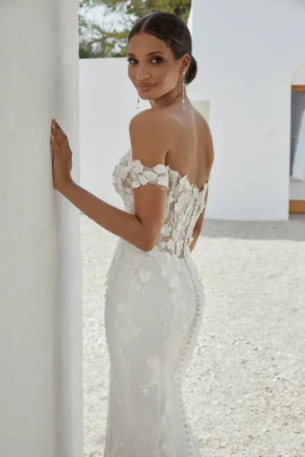 Adore Style #11350 Sale #3 Ivory thumbnail